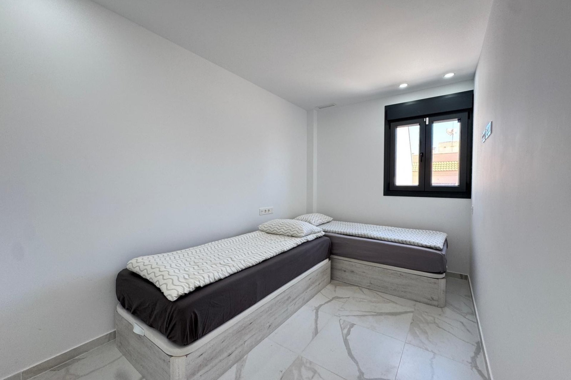 Verkauf - Apartment - Flat - Torrevieia - Center