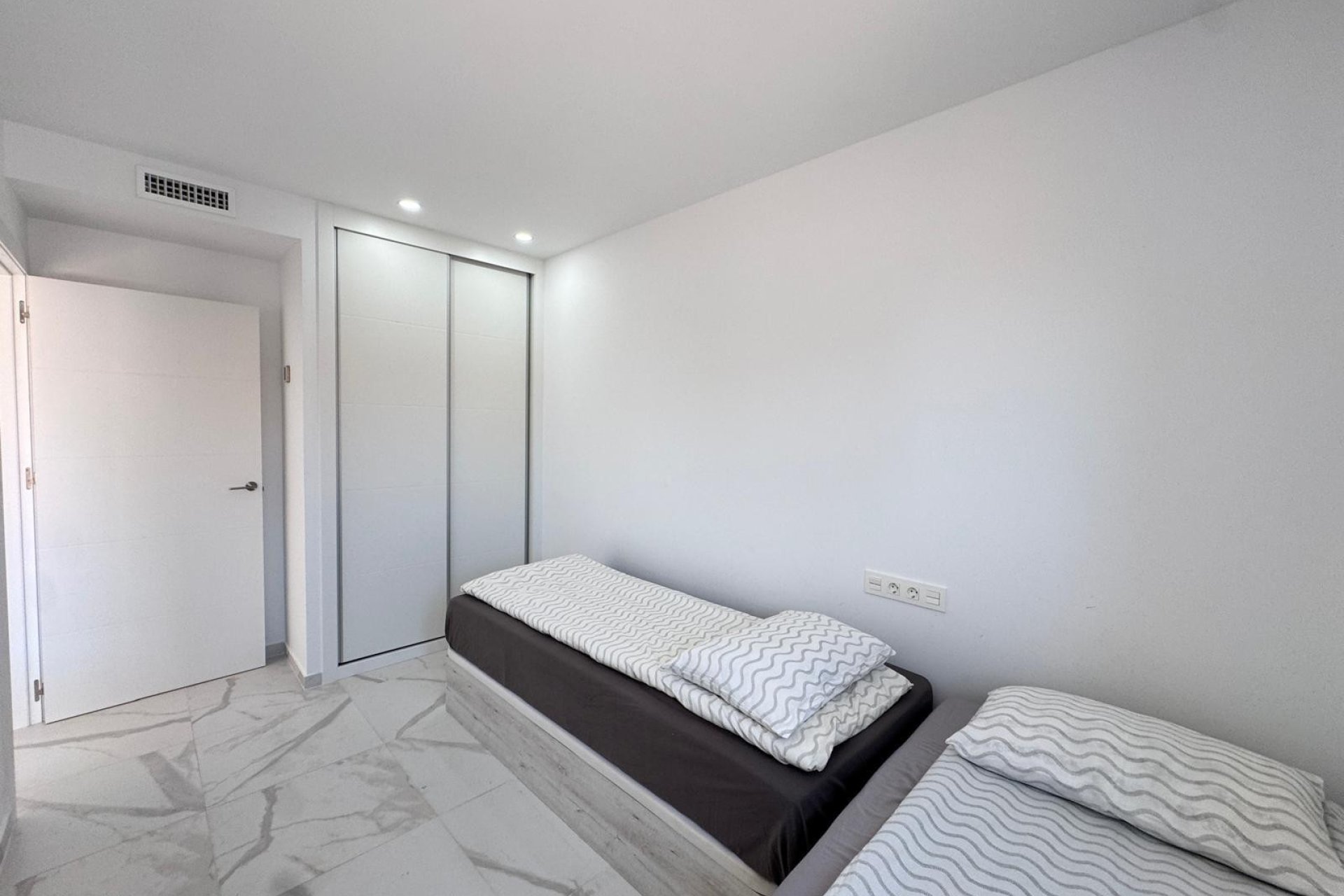 Verkauf - Apartment - Flat - Torrevieia - Center