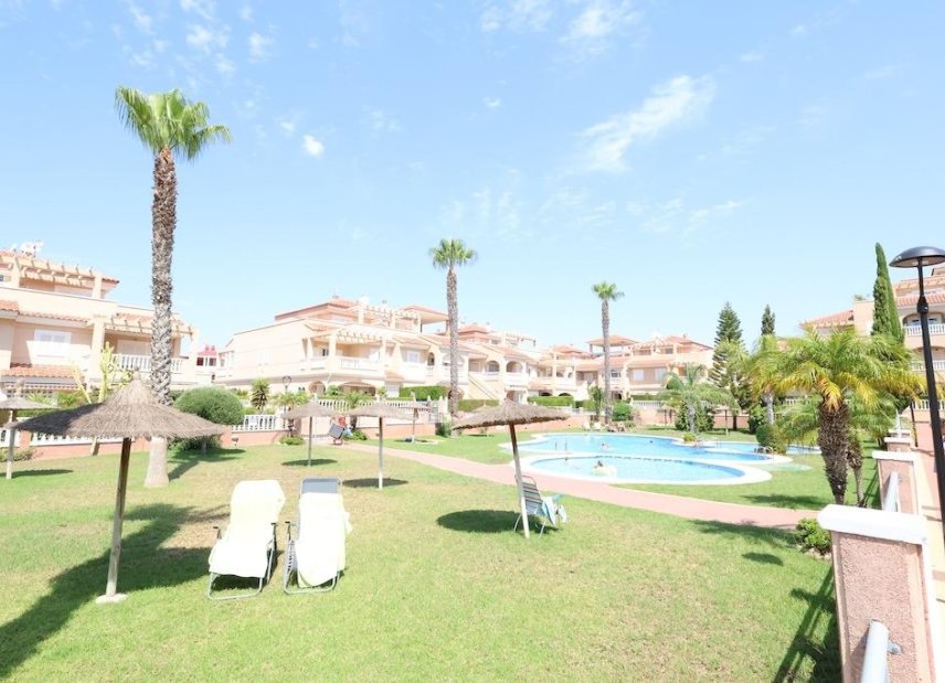 Verkauf - Bungalow - Orihuela Costa - Punta Prima