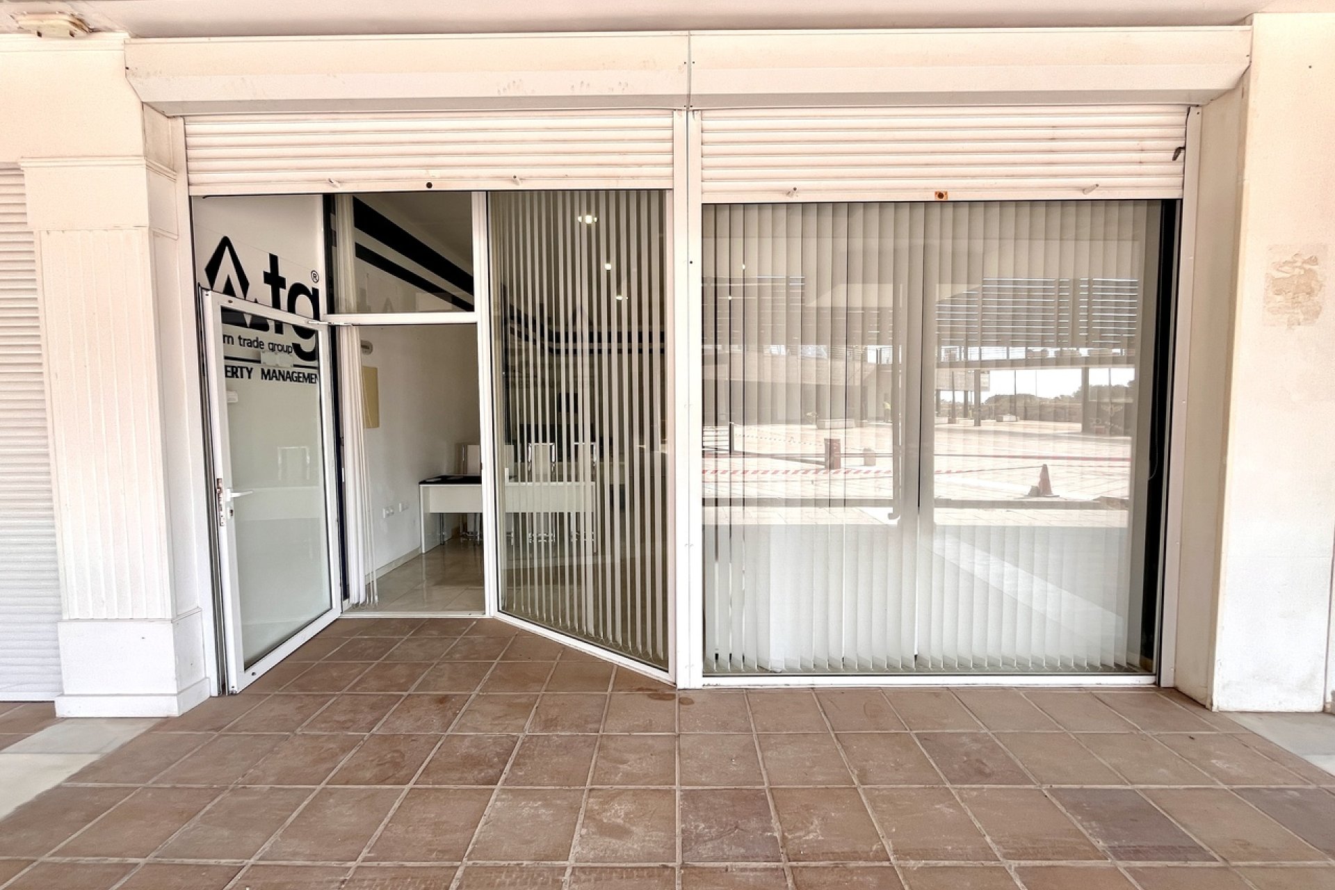 Verkauf - Commercial - Playa Flamenca - 