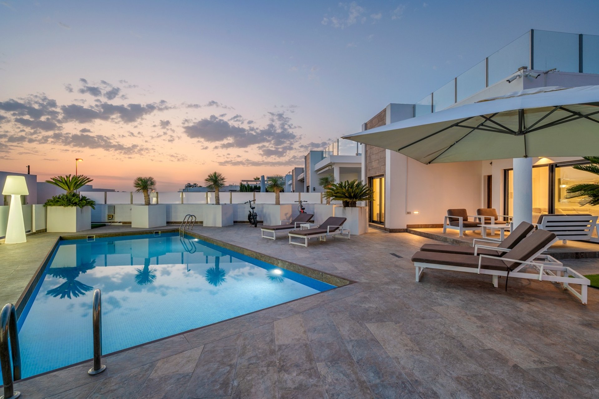 Verkauf - Haus - Orihuela Costa - Villamartin