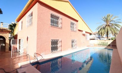 Villa - Resale - Cabo Roig - SIH-48444