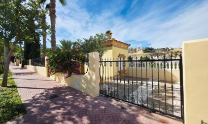 Villa - Resale - Ciudad Quesada - 