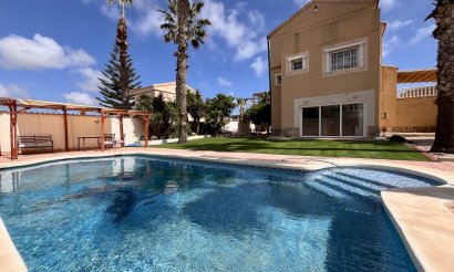 Villa - Resale - La Zenia - La Zenia
