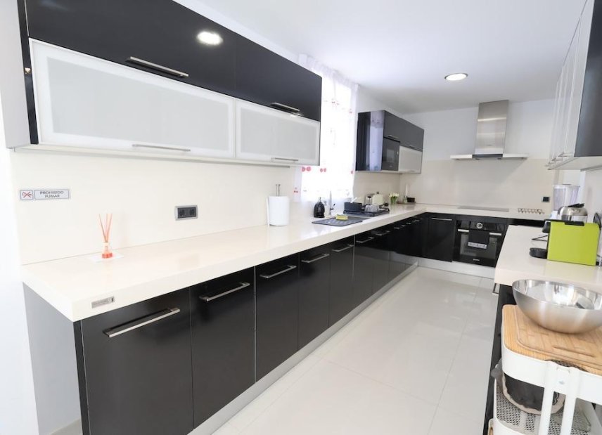 Вторичка - Bилла - Cabo Roig - Costa Blanca