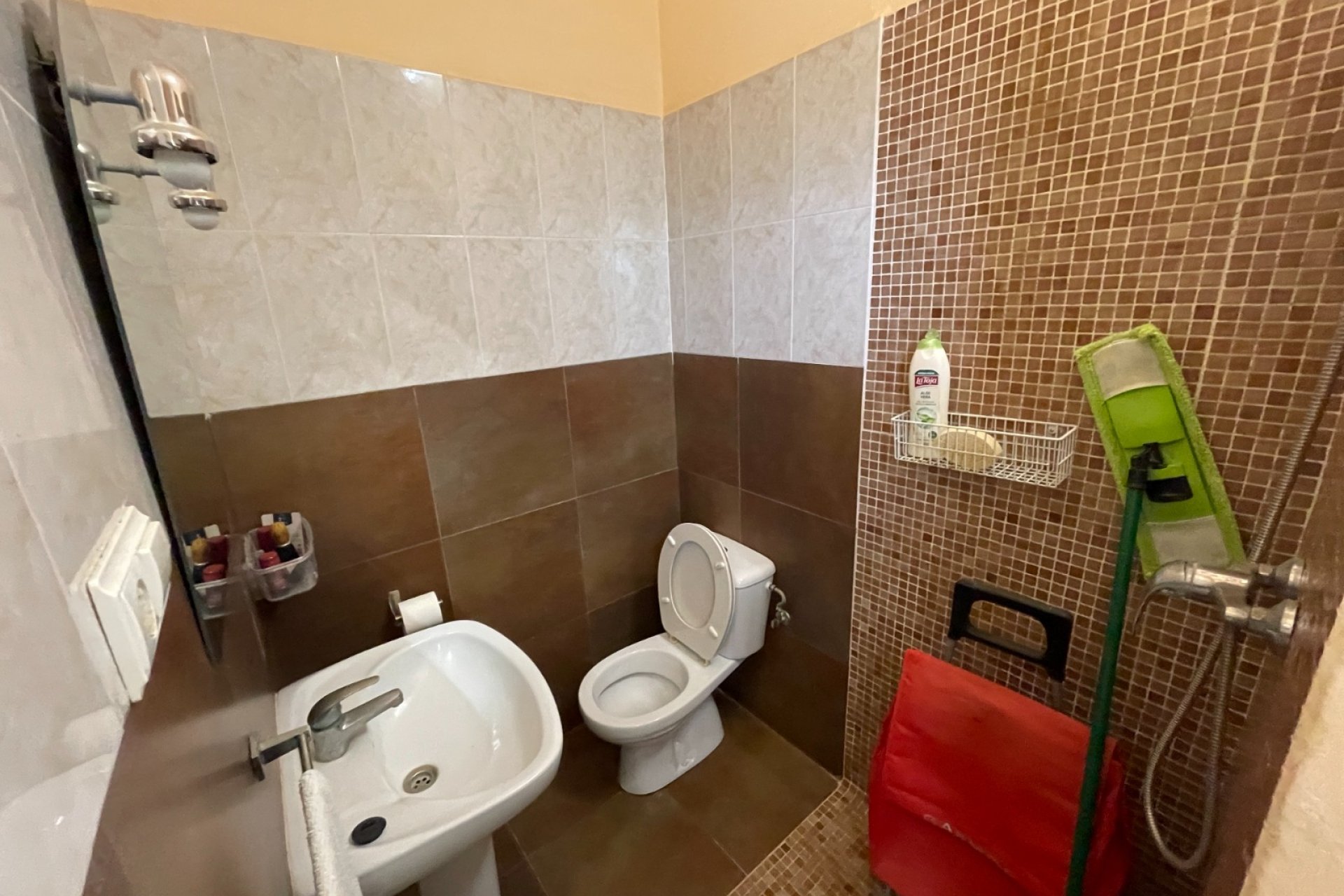 Вторичка - Bилла - Crevillente