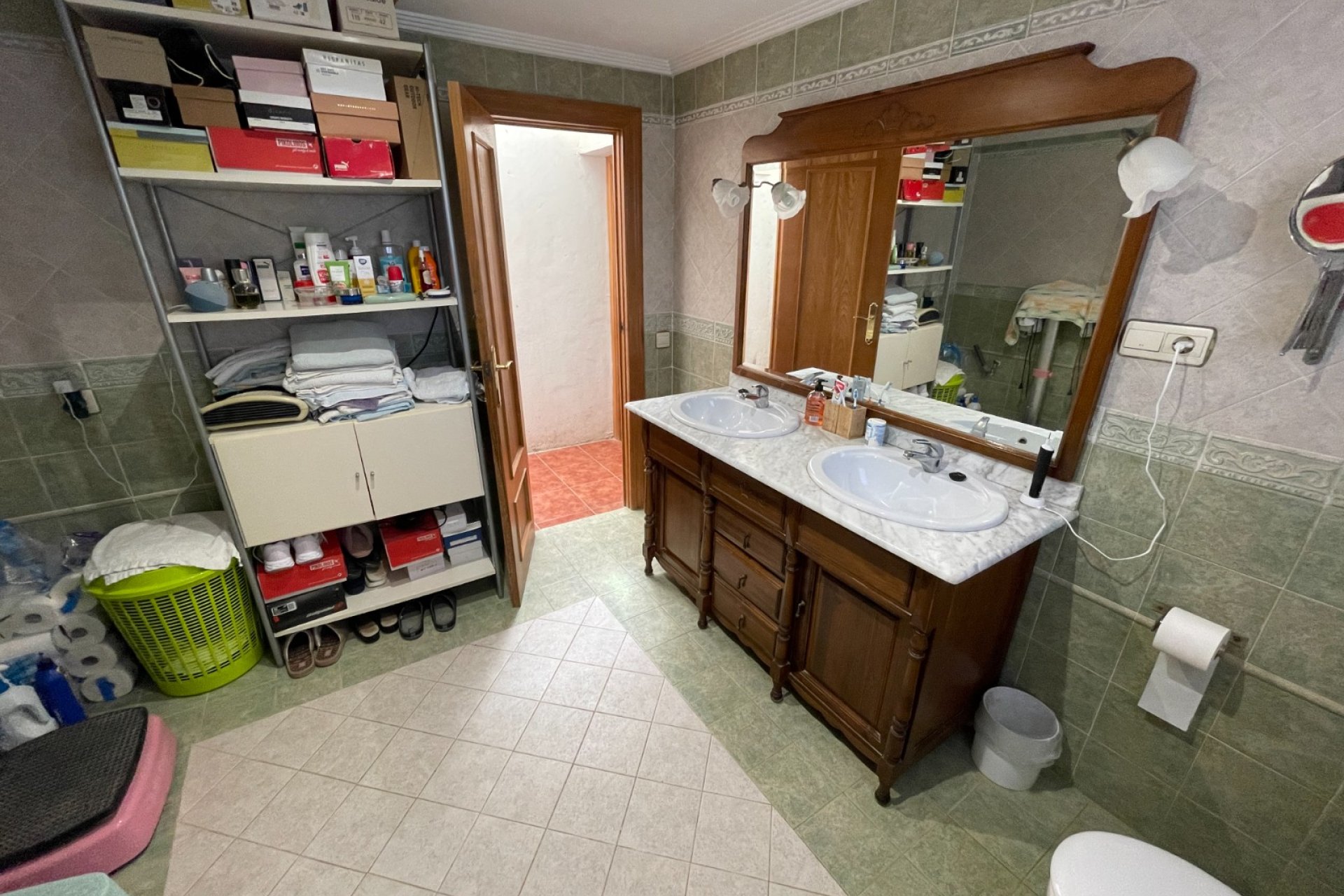 Вторичка - Bилла - Crevillente