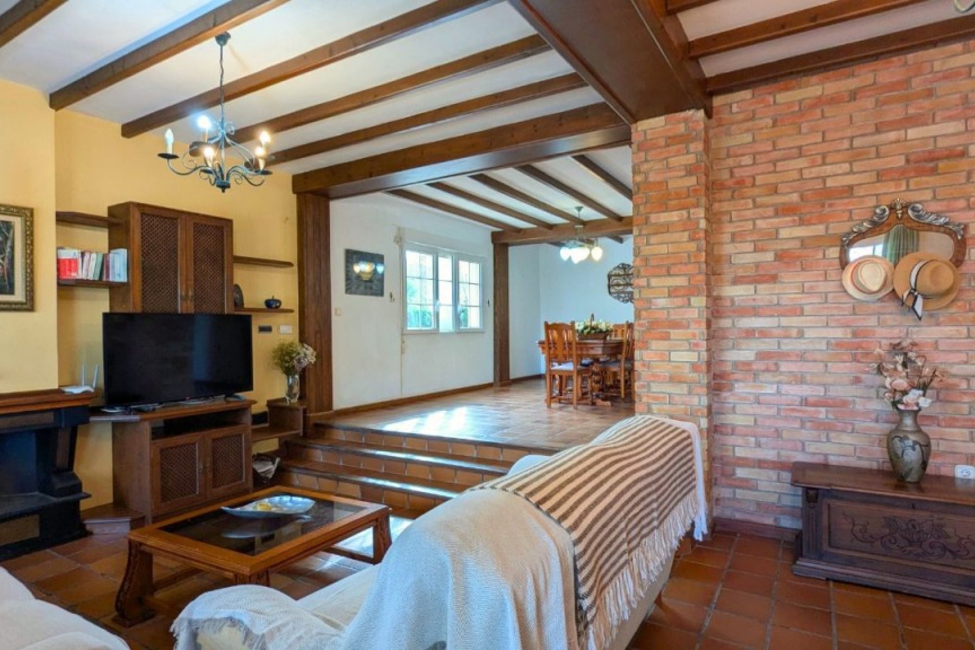 Вторичка - Bилла - Mil Palmeras