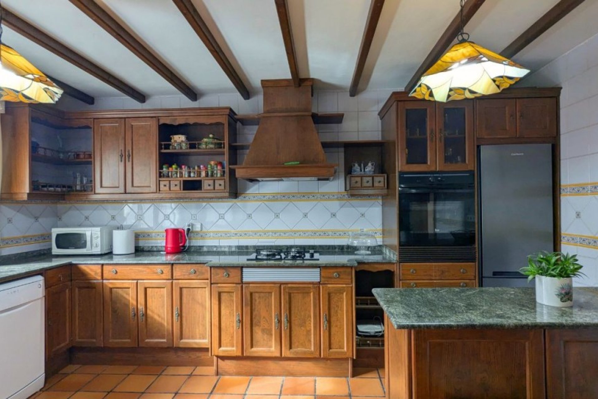 Вторичка - Bилла - Mil Palmeras