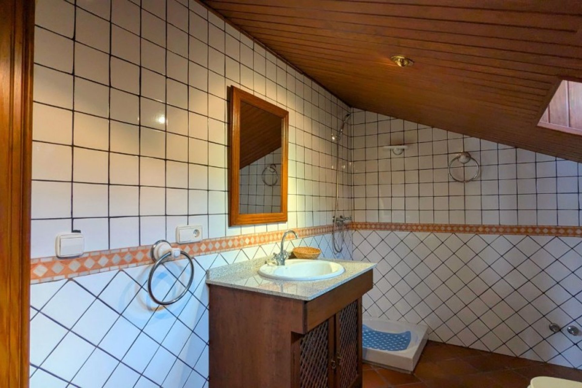 Вторичка - Bилла - Mil Palmeras