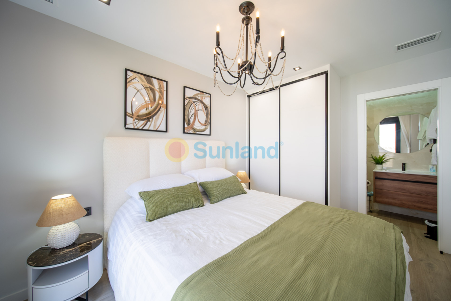 Resale - Apartamento - Torrevieja - Punta Prima