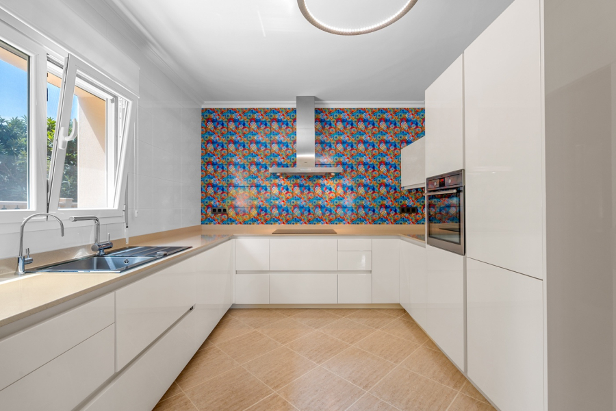 Resale - Villa - Benissa