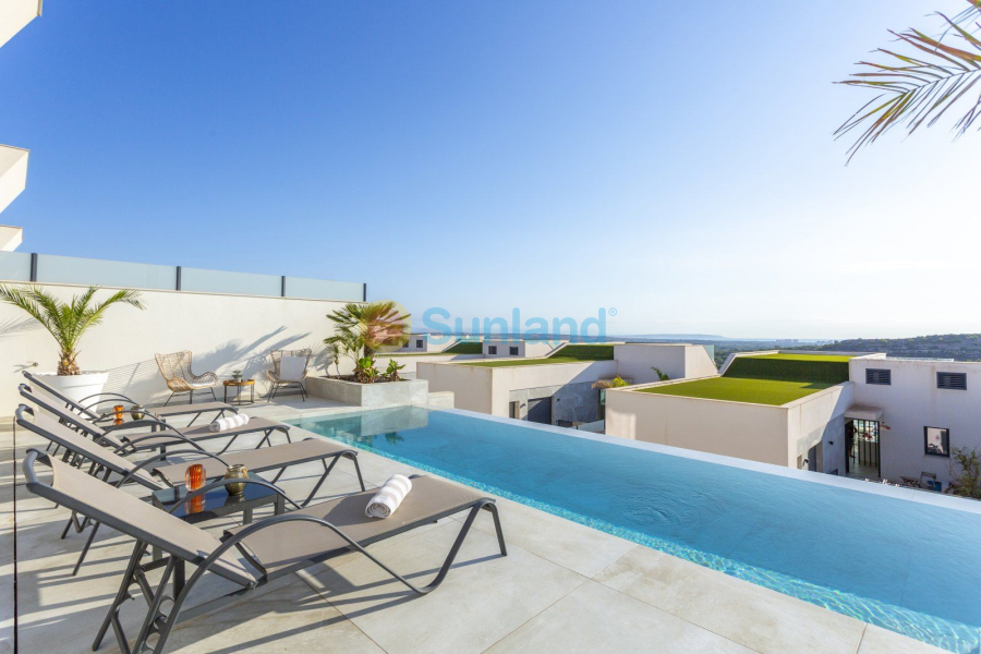 Resale - Villa - Ciudad Quesada