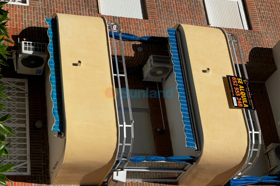 Resale - Apartment - Punta Prima - 