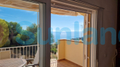 Resale - Apartment - Orihuela Costa - Campoamor