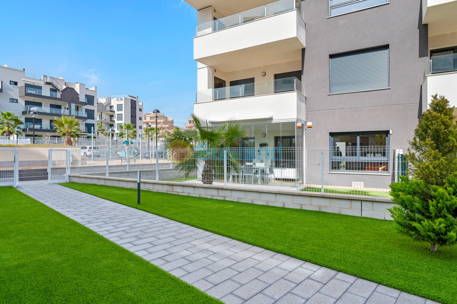 Resale - Apartment - Orihuela Costa - Villamartin