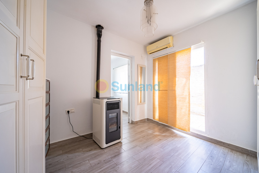 Resale - Villa - Torrevieja - Los Balcones