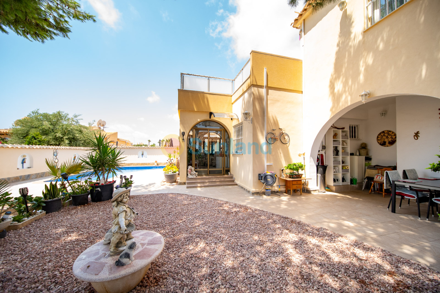 Brukte eiendommer - Villa - Orihuela Costa - La Florida