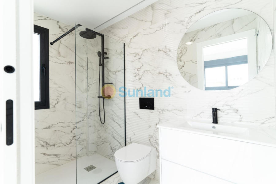 Nueva construcción  - Chalet - Orihuela Costa - Punta Prima