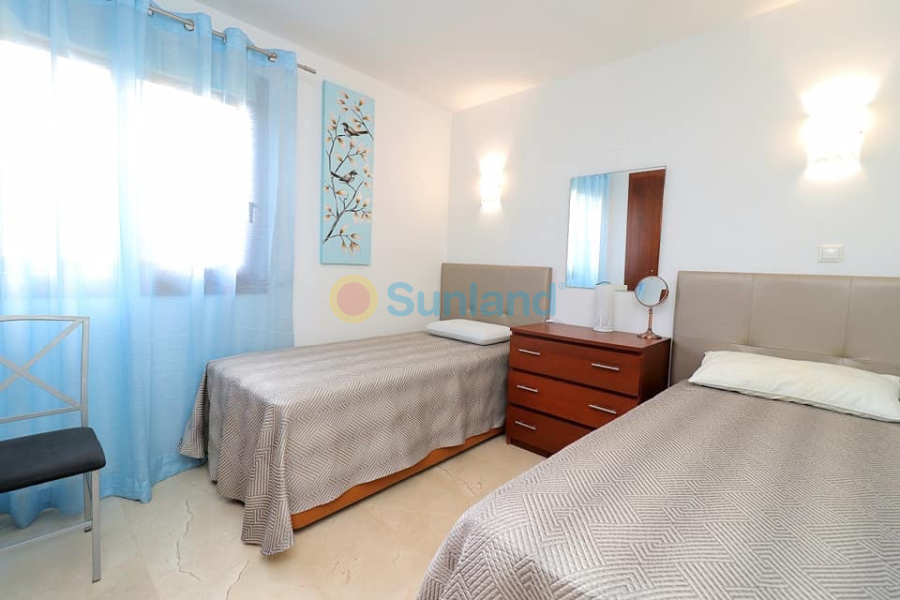 Segunda mano - Apartamento - Torrevieja - Punta Prima