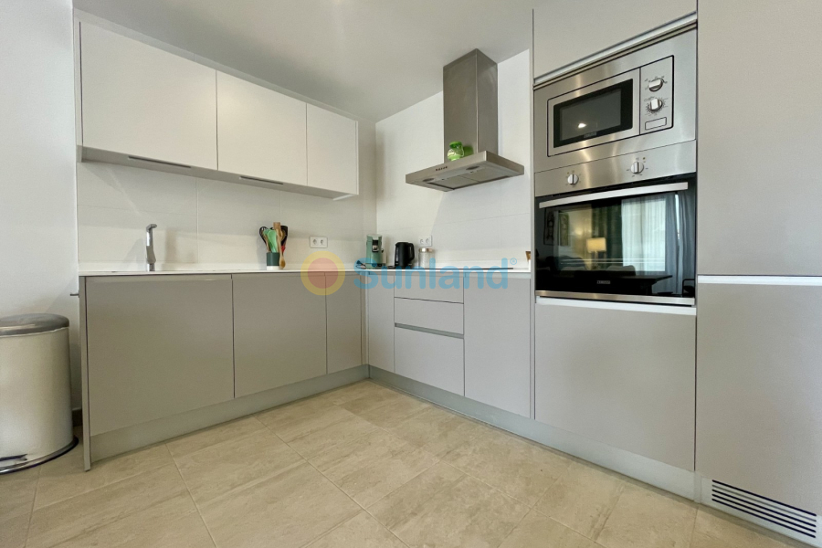 Resale - Apartments - Orihuela costa - 