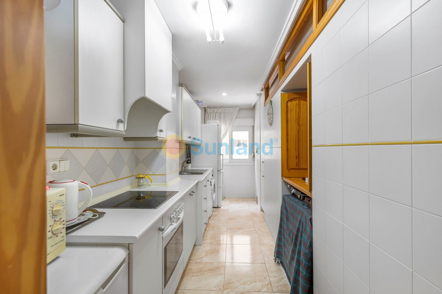 Använda fastigheter - Apartment - Flat - La Mata - Playa