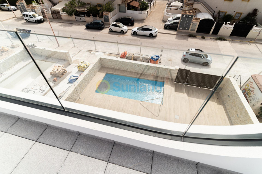 Nueva construcción  - Chalet - Orihuela Costa - Punta Prima