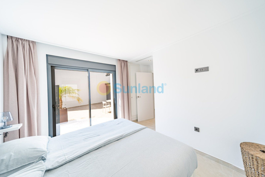 Вторичка - Bилла - Ciudad Quesada