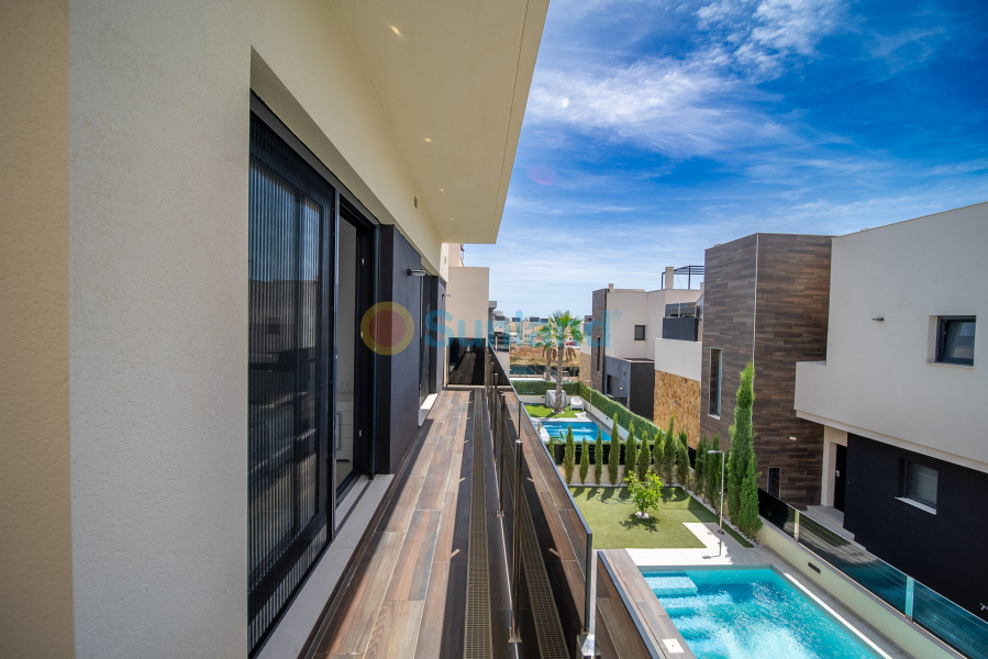 Brukte eiendommer - Villa - Orihuela Costa - Lomas De Cabo Roig