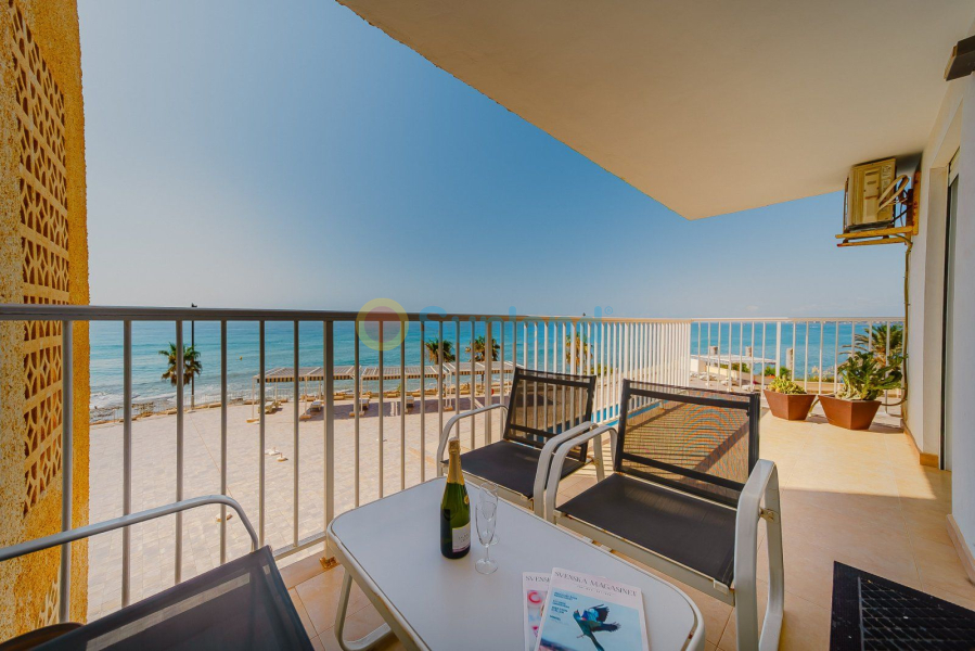 Resale - Apartamento - Torrevieja - Playa del Cura