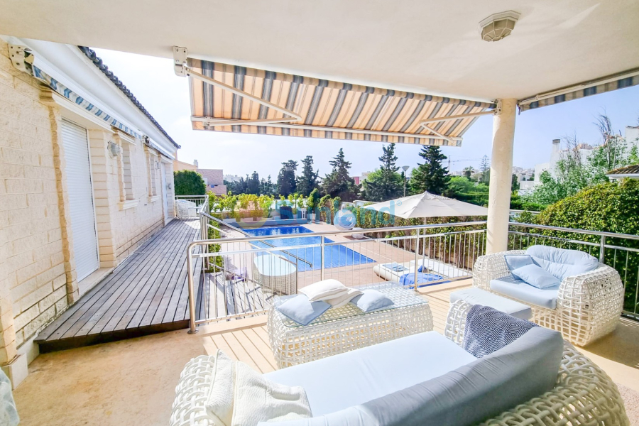 Segunda mano - Chalet - Torrevieja - La Mata