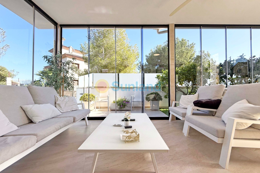 Använda fastigheter - Villa - Orihuela Costa - Villamartin