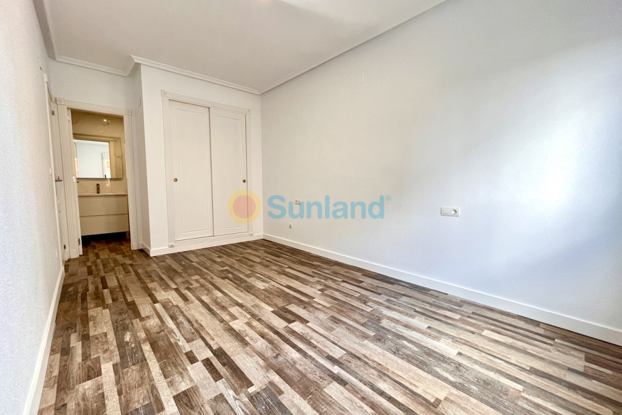 Segunda mano - A - San Miguel De Salinas