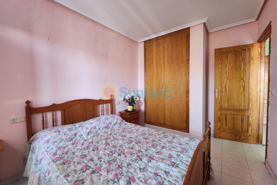 Resale - Apartment - La Mata - 