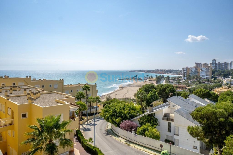 Resale - Villa - Orihuela Costa - Campoamor