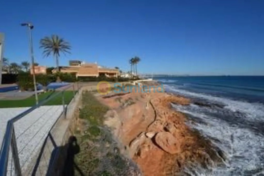 Resale - Villa - Orihuela Costa - Cabo Roig