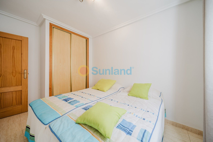 Resale - Apartamento - Orihuela Costa - Playa Flamenca