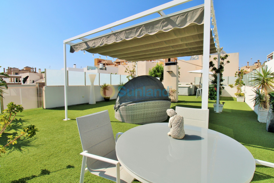 Resale - Villa - Villamartin
