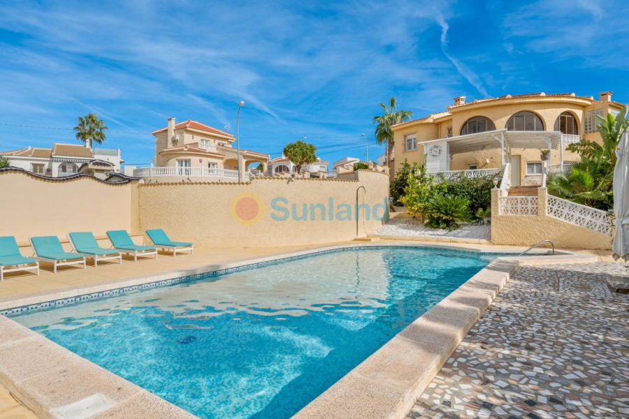 Resale - Villa - Ciudad Quesada