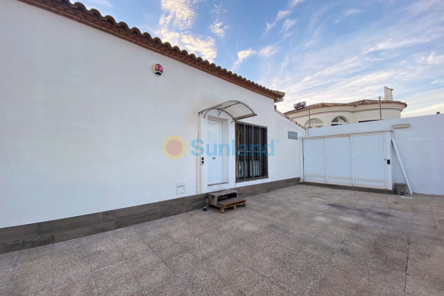 Använda fastigheter - Detached Villa - San Fulgencio - La Marina