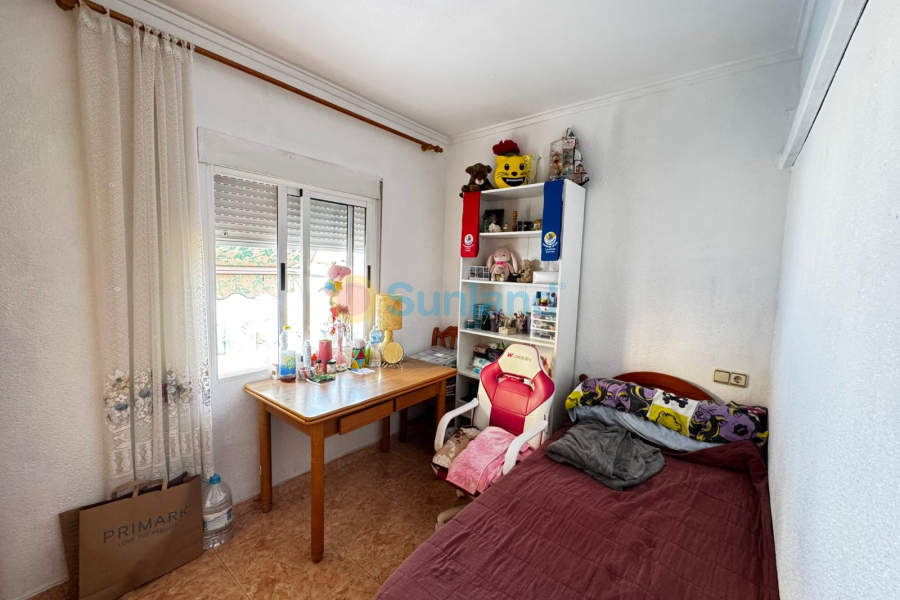 Resale - Villa - Punta Prima - 