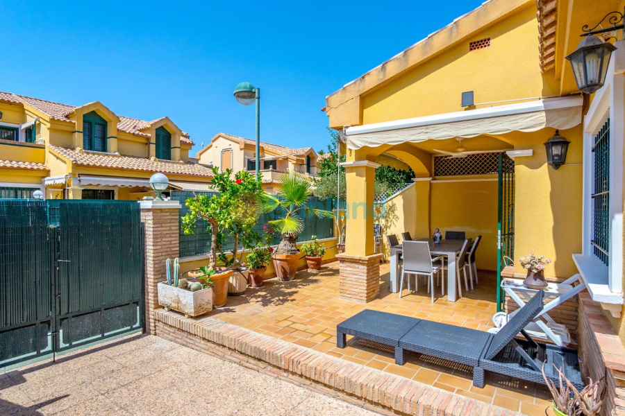 Resale - Terraced house - Orihuela Costa - Campoamor