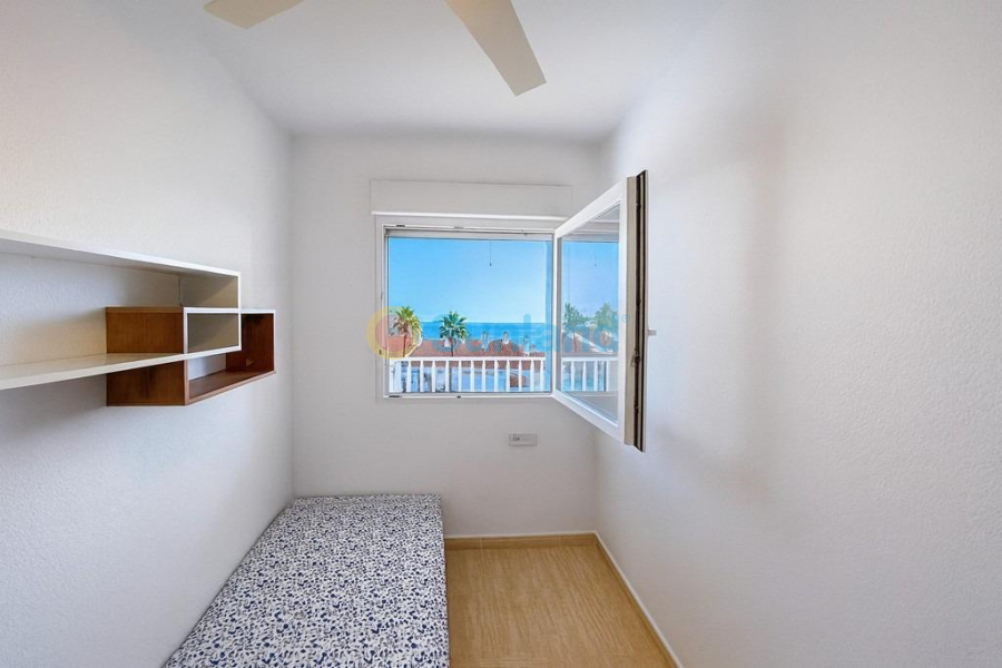 Resale - Terraced house - Orihuela Costa - Aguamarina