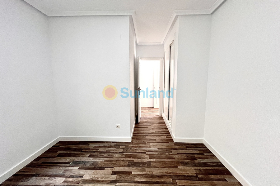 Segunda mano - A - San Miguel De Salinas