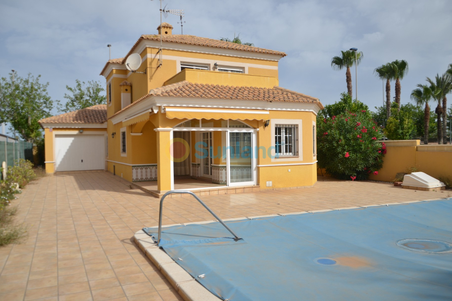 Resale - Villa - Torre de la Horadada