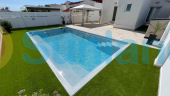 Resale - Villa - Torrevieja - San Luis