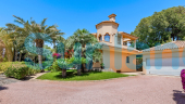 Resale - Villa - Elche/Elx