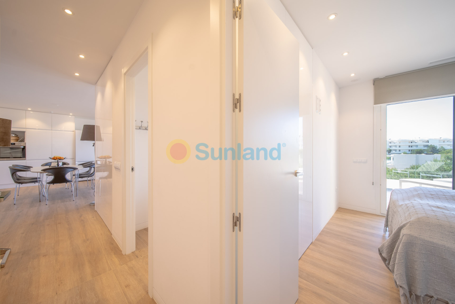 Verkauf - Apartamento - Orihuela Costa - Las colinas golf