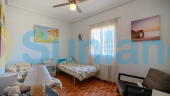 Resale - Villa - Cañada Del Trigo