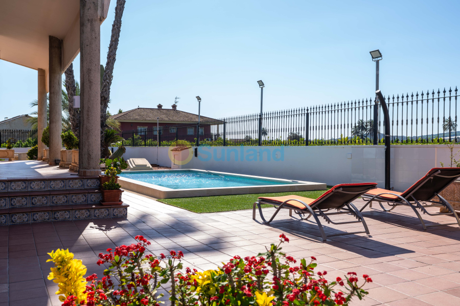 Använda fastigheter - Villa - Orihuela